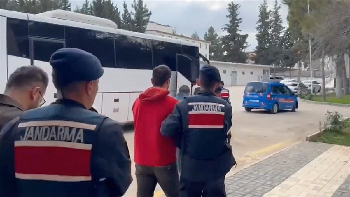 "mahzen-12" Operasyonlarında 3 Organize Suç Örgütü Çökertildi