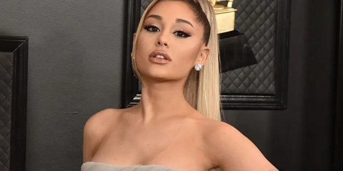 Ünlü şarkıcı boşandı, eşine tazminat ödeyecek