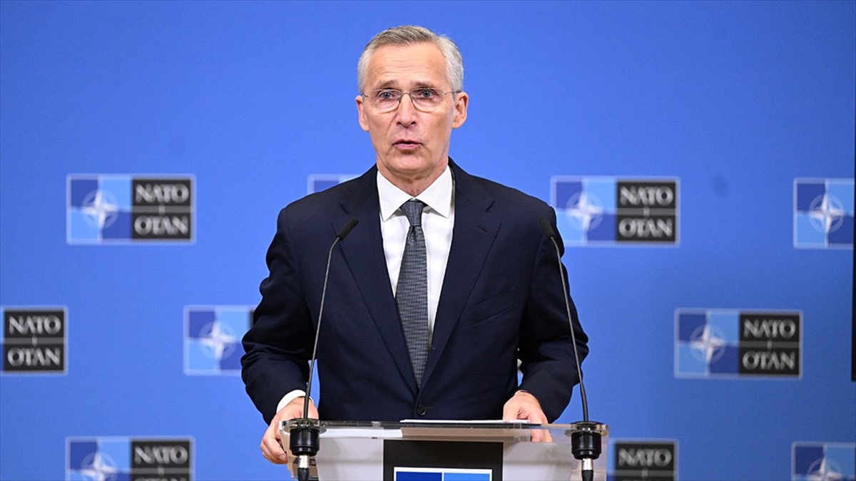 Nato Genel Sekreteri Stoltenberg'den Ermenistan Ve Azerbaycan'a "barış" Çağrısı