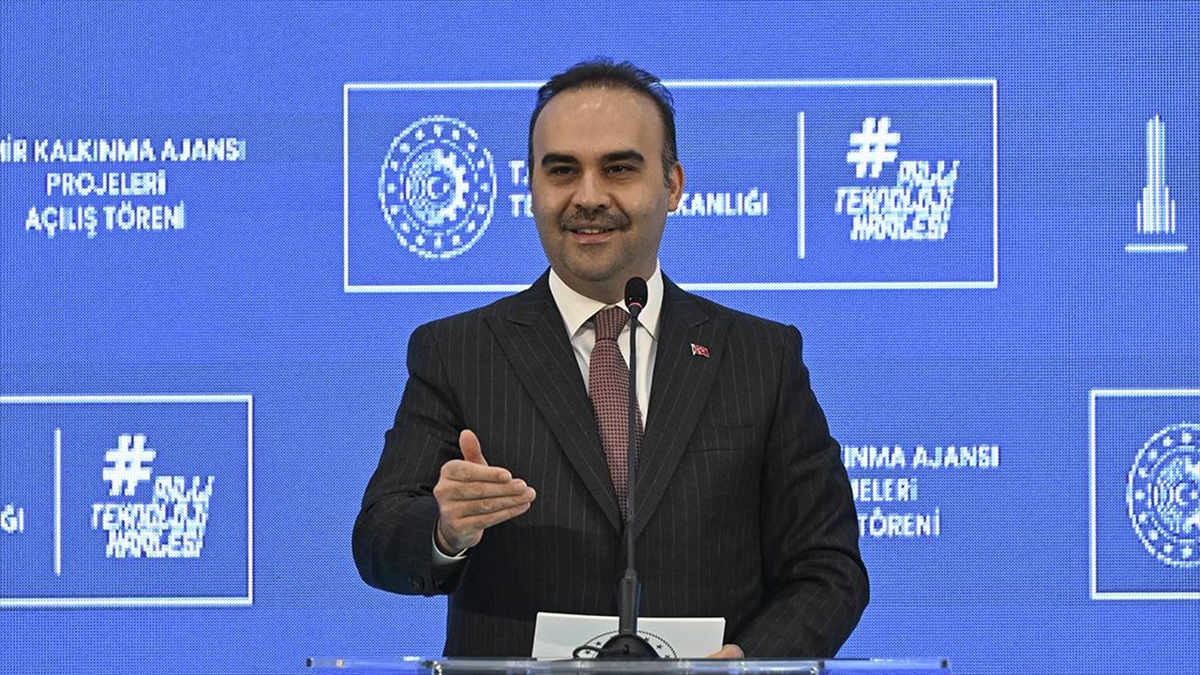 Bakan Kacır: 8 Temmuz 2024 Haftasında Türkiye'nin İlk Milli Haberleşme Uydusu Türksat 6a'yı Uzaya Göndereceğiz