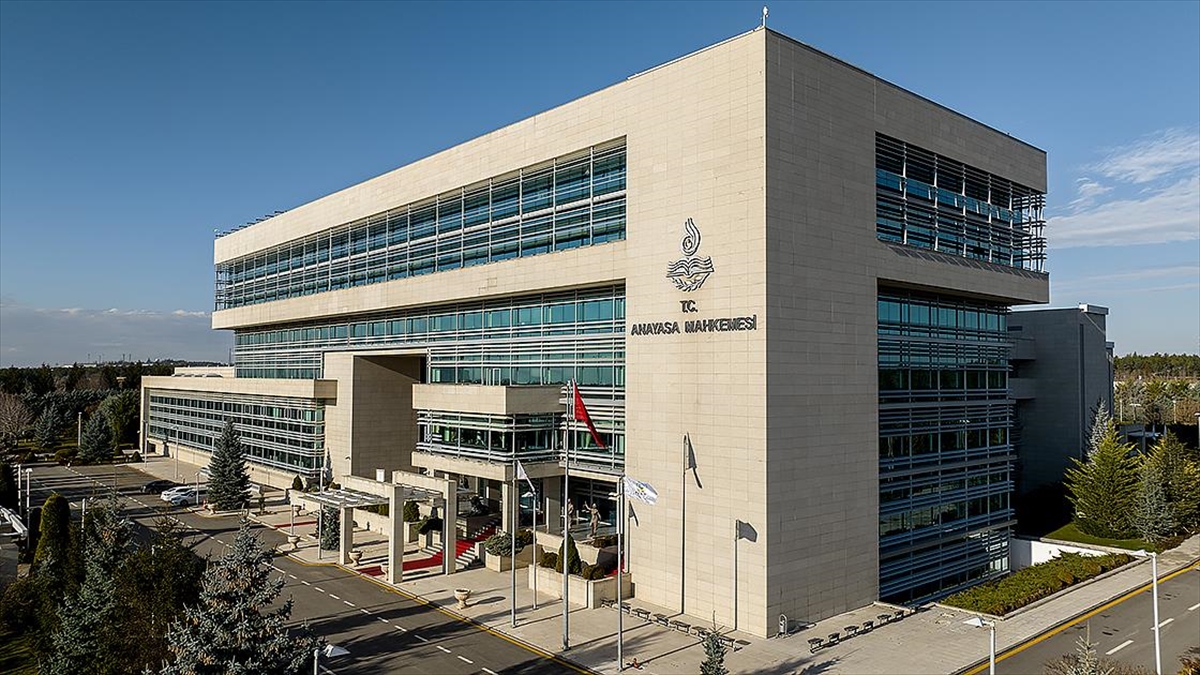 Anayasa Mahkemesi Başkanlığına Kadir Özkaya Seçildi