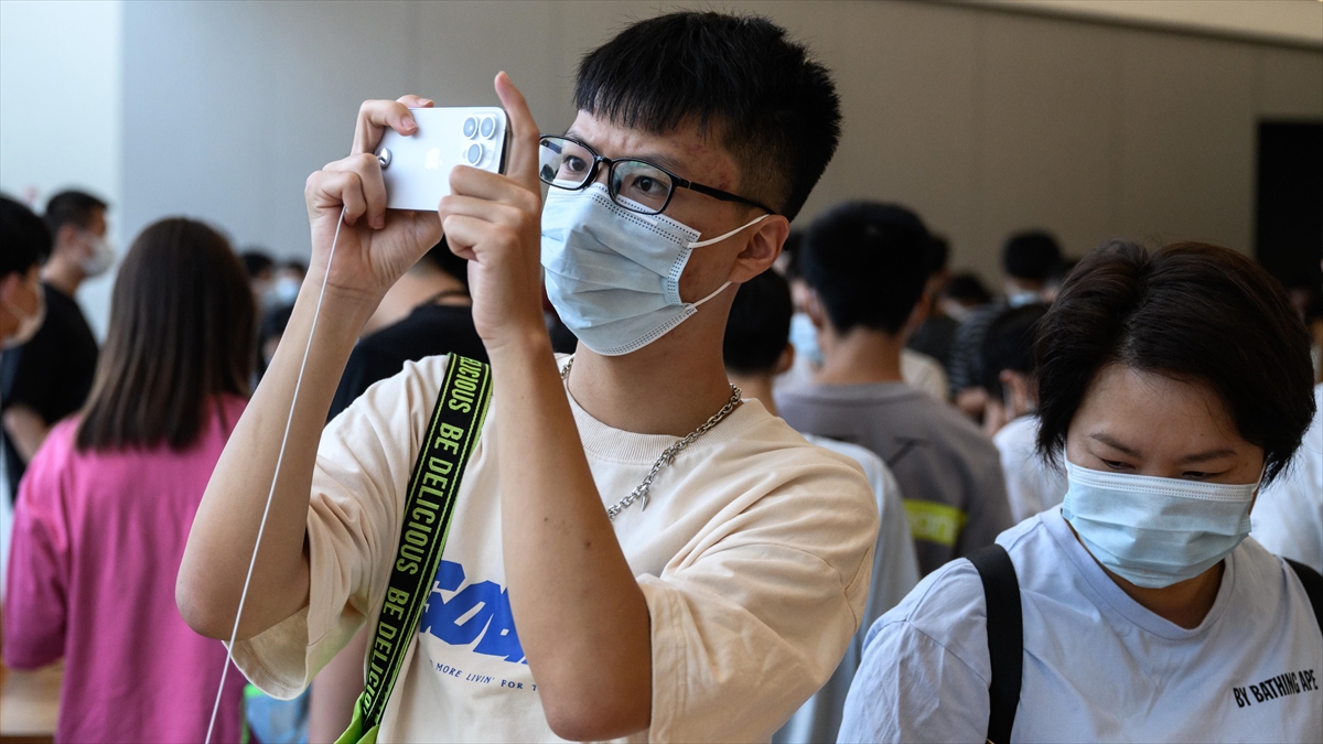 Çin'de İnternet Kullanıcılarının Sayısı 2023'te 1 Milyar 90 Milyona Ulaştı