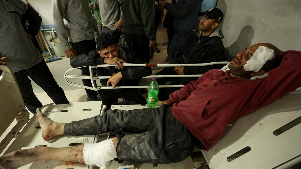 İsrail Ordusunun Şifa Hastanesine Düzenlediği Baskında Şu Ana Kadar 150'den Fazla Filistinli Öldürüldü