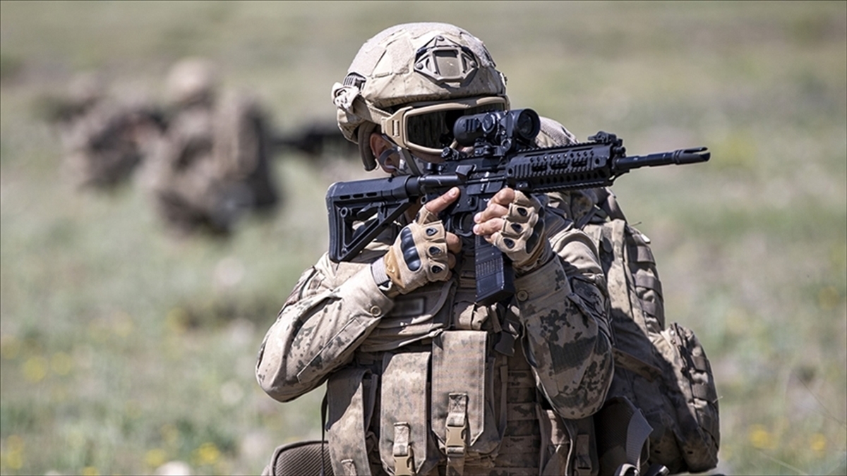 Fırat Kalkanı Bölgesinde Pkk/ypg'li 2 Terörist Etkisiz Hale Getirildi