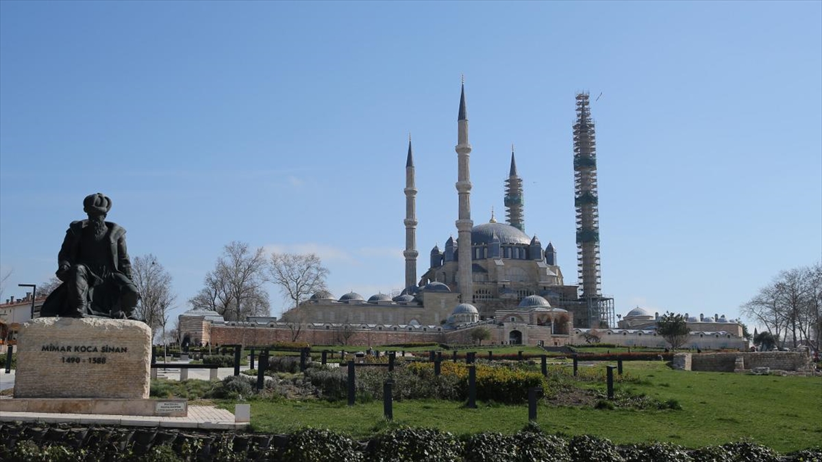 Selimiye'de Restorasyon Çalışmaları Sürüyor