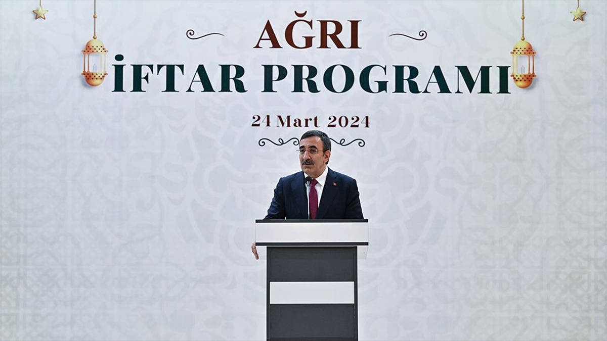 Cumhurbaşkanı Yardımcısı Yılmaz: Belediyeyi Birtakım İdeolojik Saplantıları İçin Kullananlar Halka Hizmet Edemezler