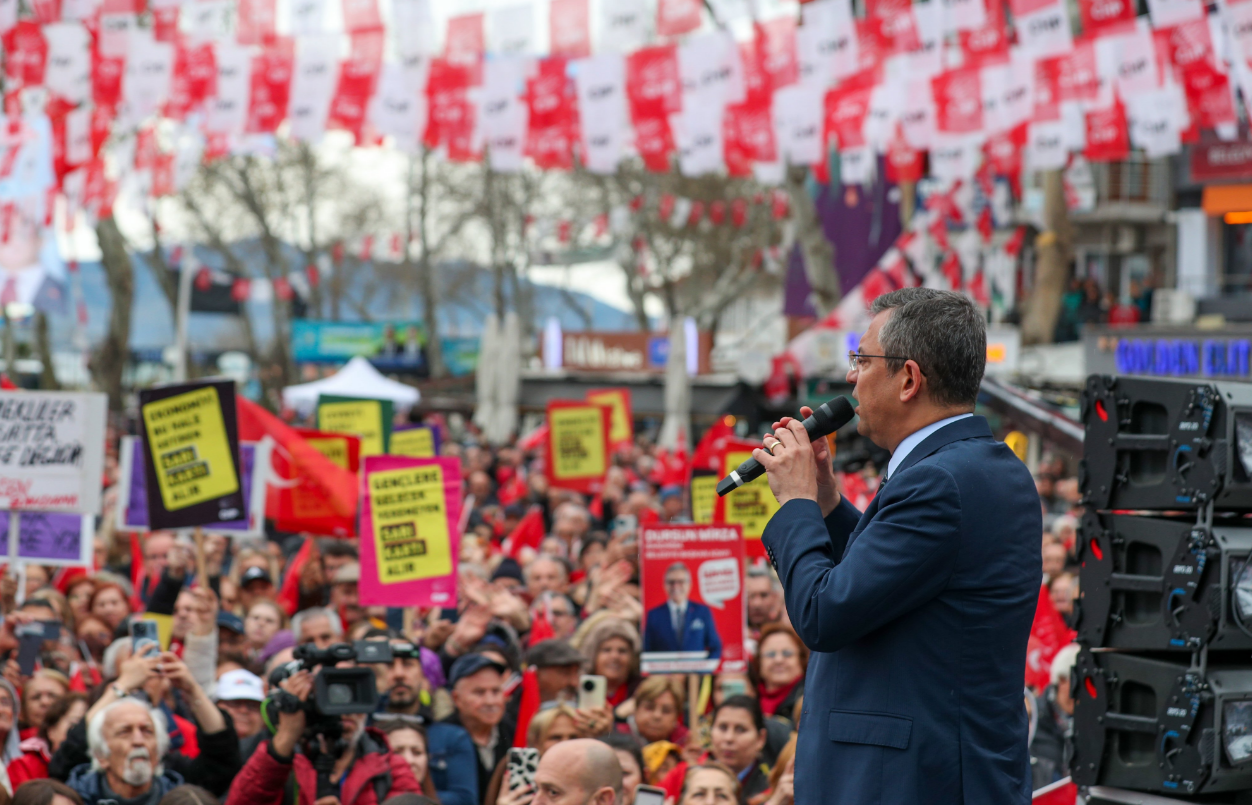 Özgür Özel'den Balıkesir için özel çağrı