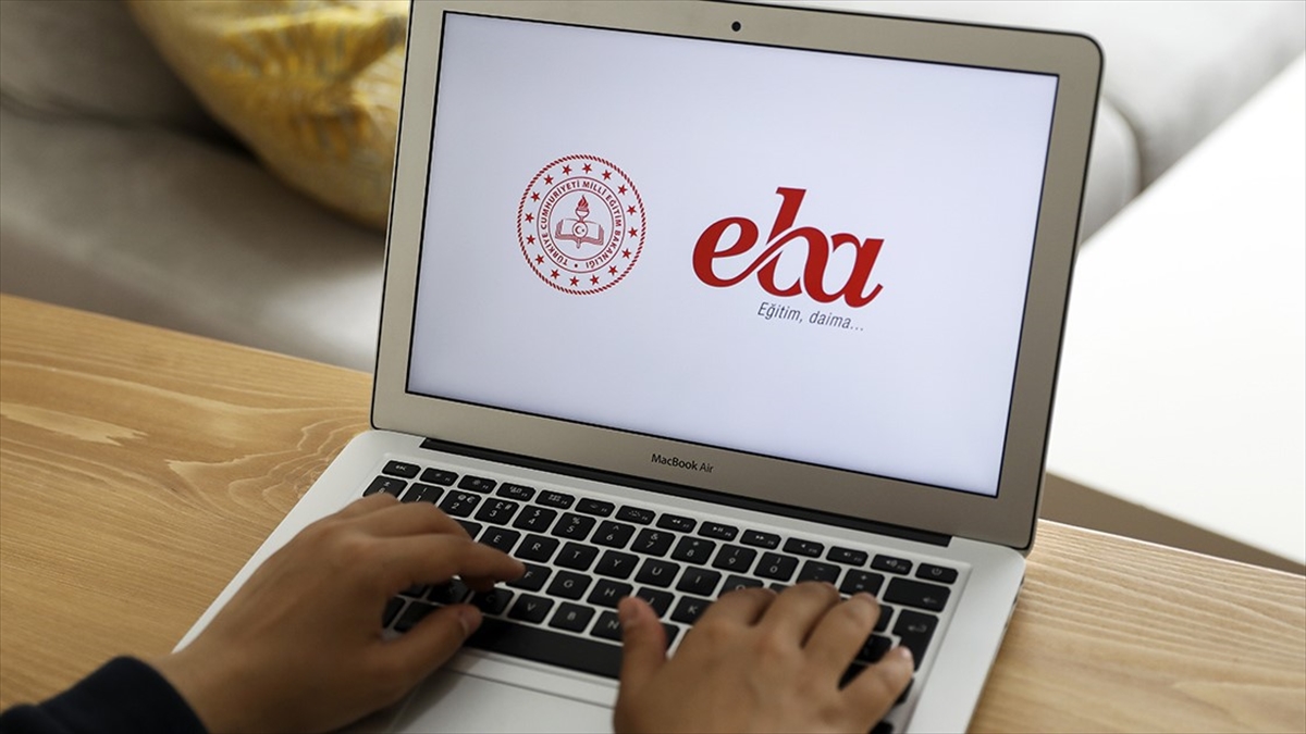 100 Geleneksel Çocuk Oyununun Videoları İşaret Diliyle Eba'da