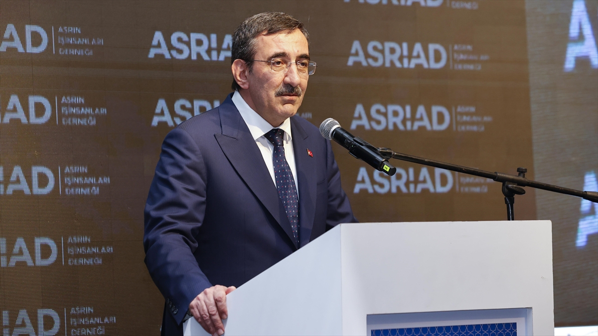 Cevdet Yılmaz: Önceliğimiz enflasyonu düşürmek