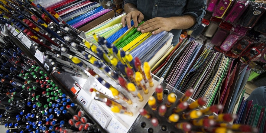 Bakan Pekcan'dan Okul Alışverişi Öncesi Velilere Uyarı