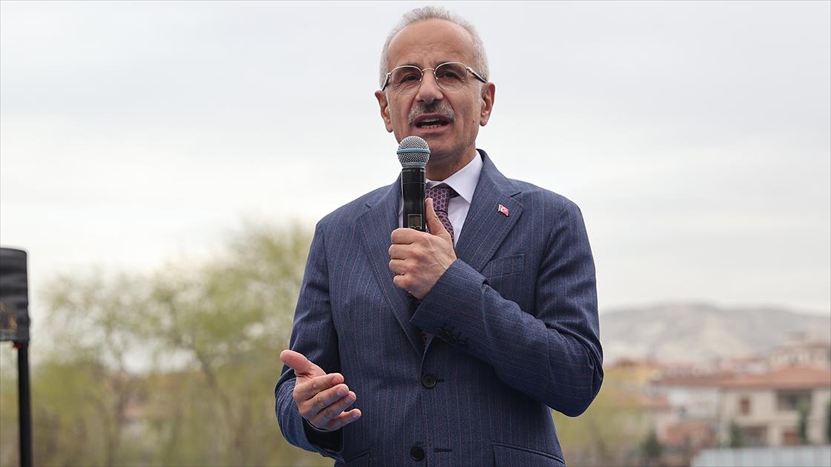 Bakan Uraloğlu: Mobil Abone Sayısı 92,2 Milyona Ulaştı