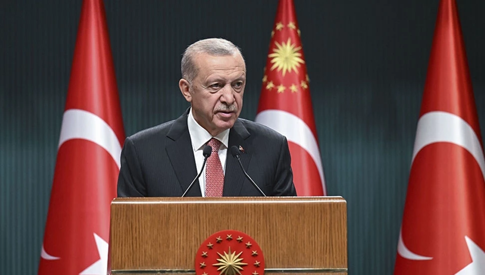 Cumhurbaşkanı Erdoğan 00.30'da konuşma yapacak