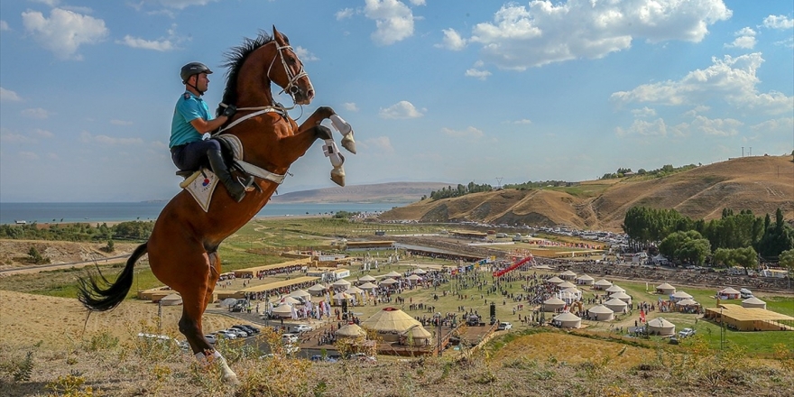 Ahlat'ta Malazgirt Zaferi Coşkusu