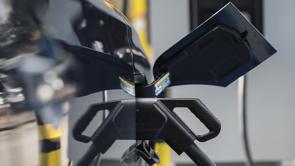 Ramazan Bayramı Tatilinde Yola Çıkacak Elektrikli Araç Sürücülerine Sık Ve Kısa Süreli Şarj Önerisi