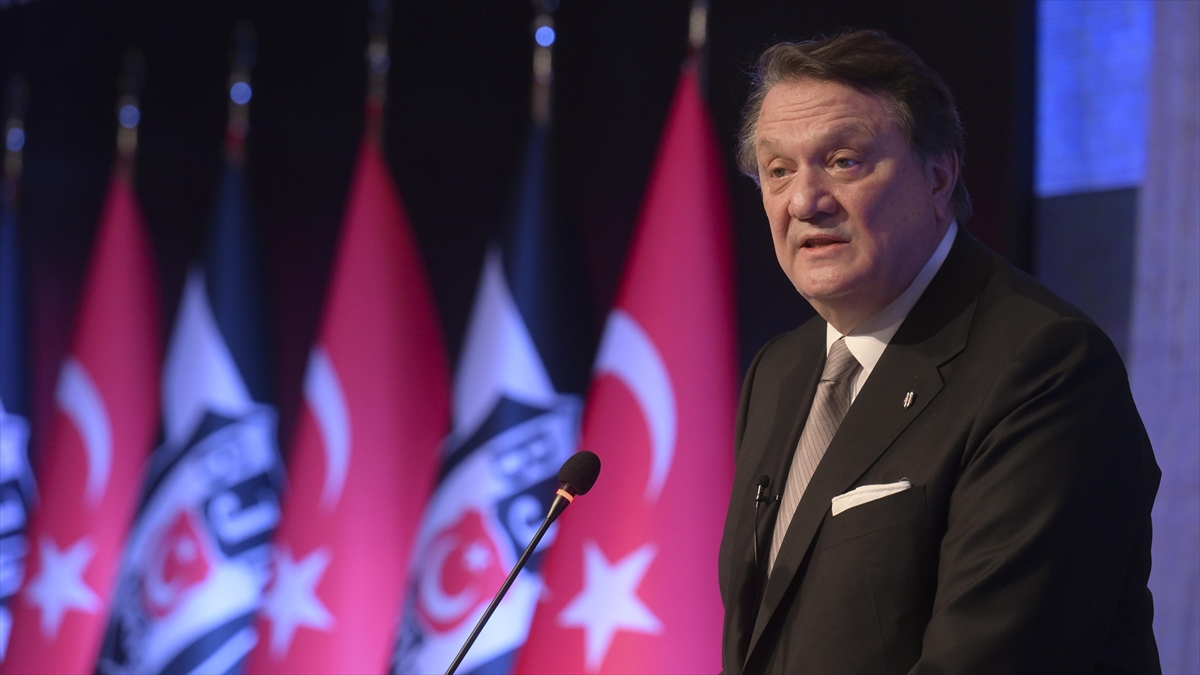 Hasan Arat Futbolcuları Uyardı