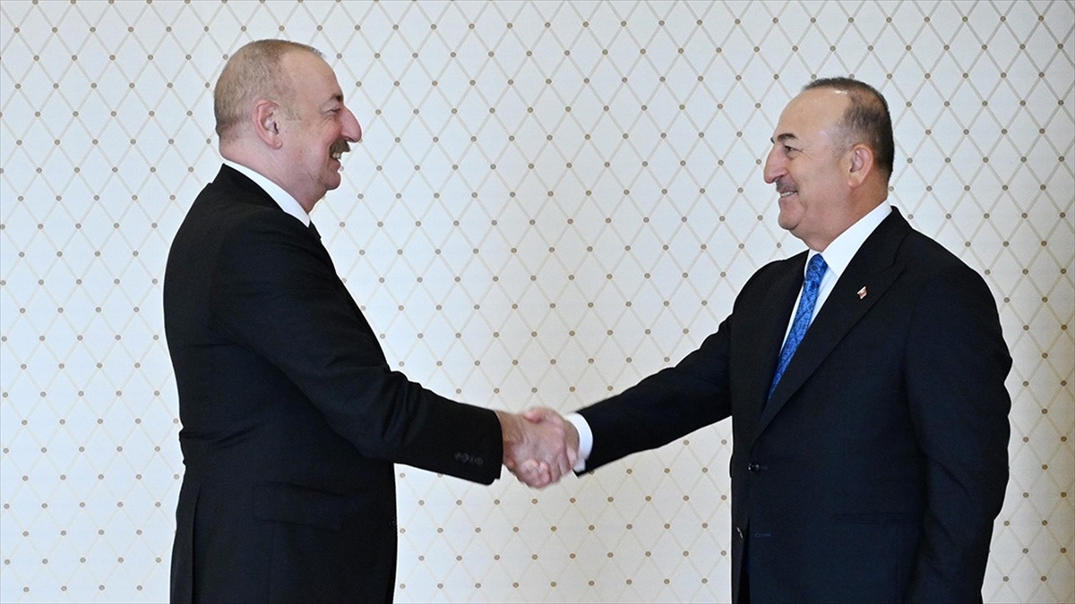 Azerbaycan Cumhurbaşkanı, Nato Parlamenter Asamblesi Türk Delegasyonu Başkanı Çavuşoğlu'nu Kabul Etti