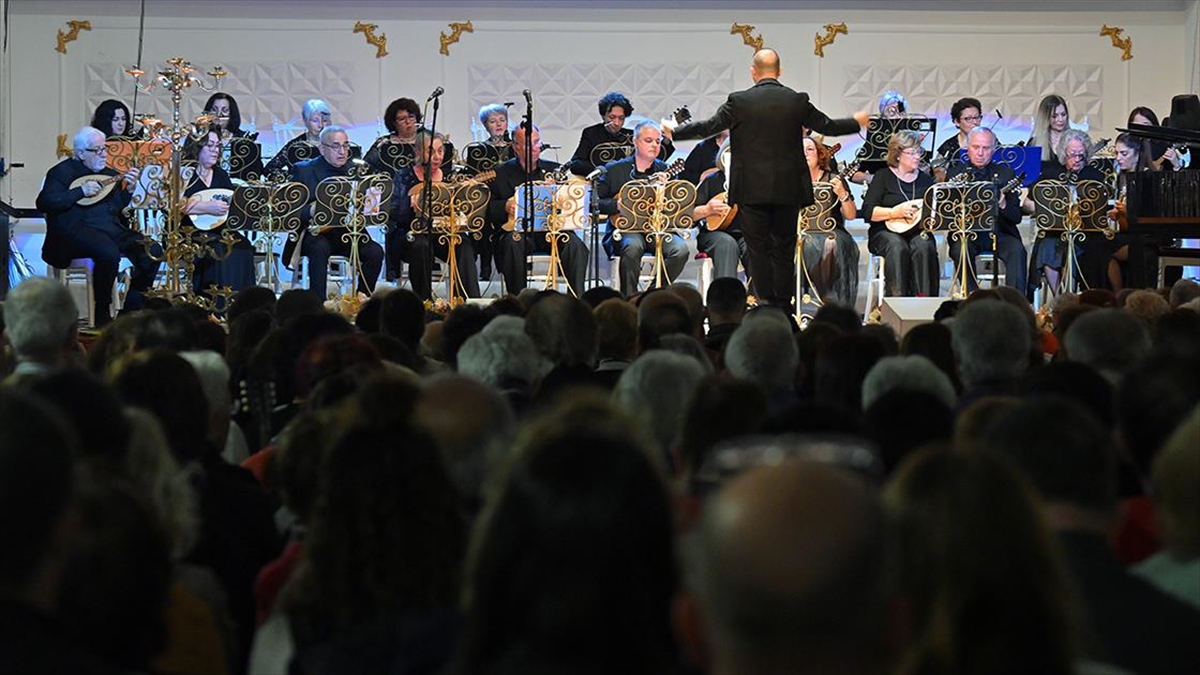 1. Ankara Uluslararası Mandolin Festivali Müzikseverlerle Buluştu