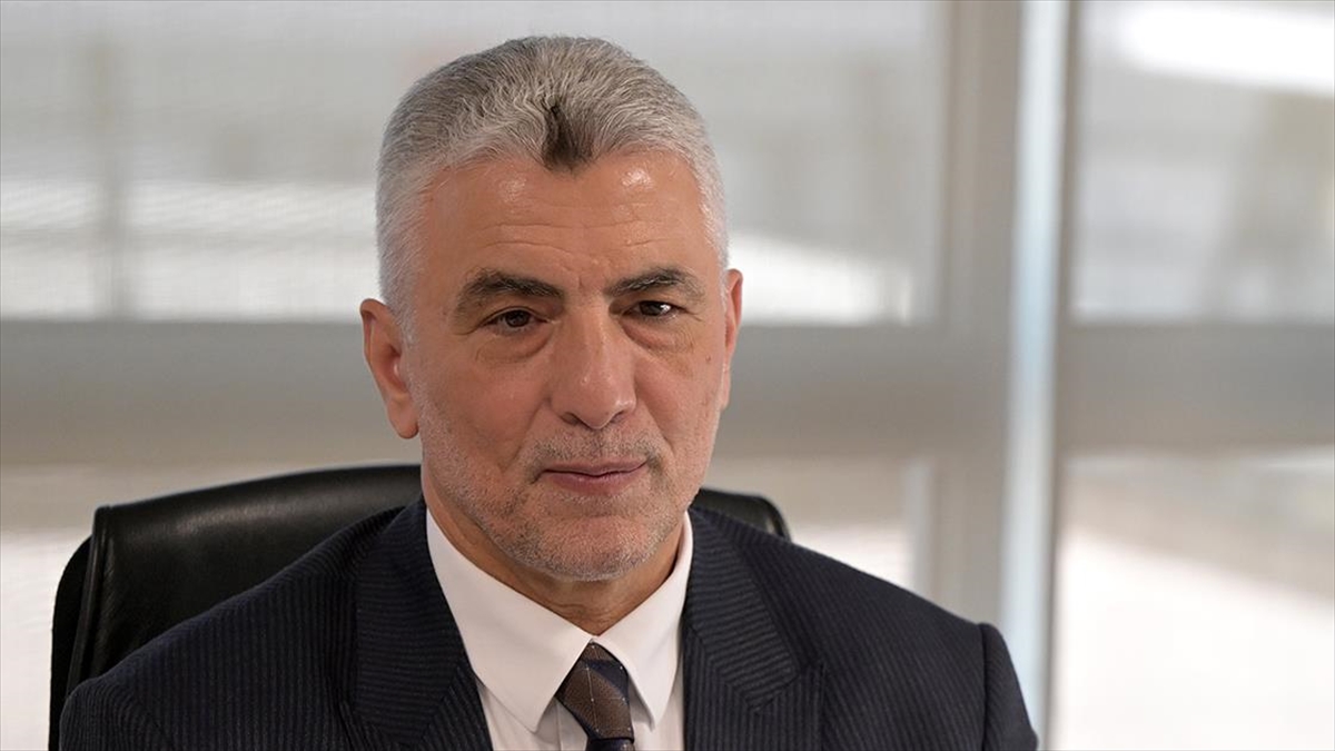 Ticaret Bakanı Bolat: İsrail'e Satılan Yakıt, Turist Getiren Hava Yolu Uçaklarına Satılan Yakıttır