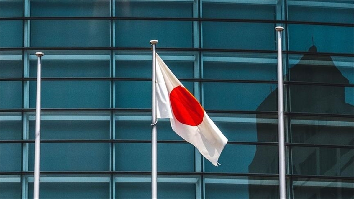 Tokyo'da Alışveriş Merkezinden 10 Milyon Yen Değerinde Saf Altın Çay Kasesi Çalındı