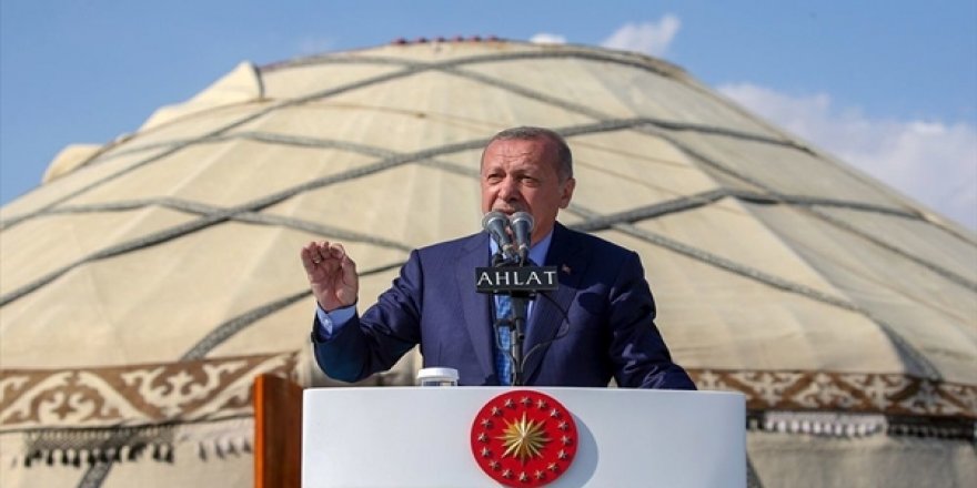 Erdoğan: Ahlat'ta Cumhurbaşkanlığı Külliyesi Kuruyoruz, Yanına da Birkaç Butik Otel Yapacağız