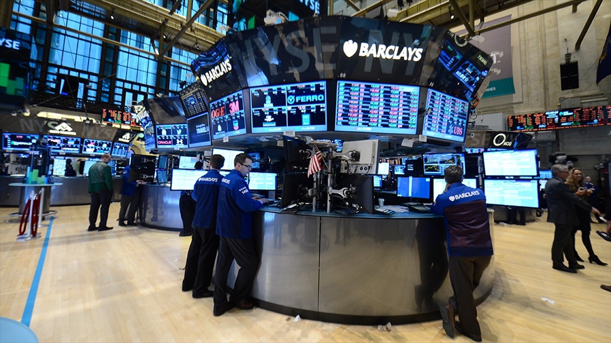 Küresel Piyasalar Hafta Sonu Yaşanan Gerilimin Ardından Haftaya Pozitif Seyirle Başladı