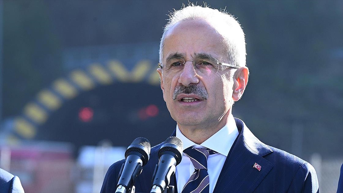 Rize-artvin Havalimanı'nı 2 Yılda Yaklaşık 2 Milyon Yolcu Kullandı