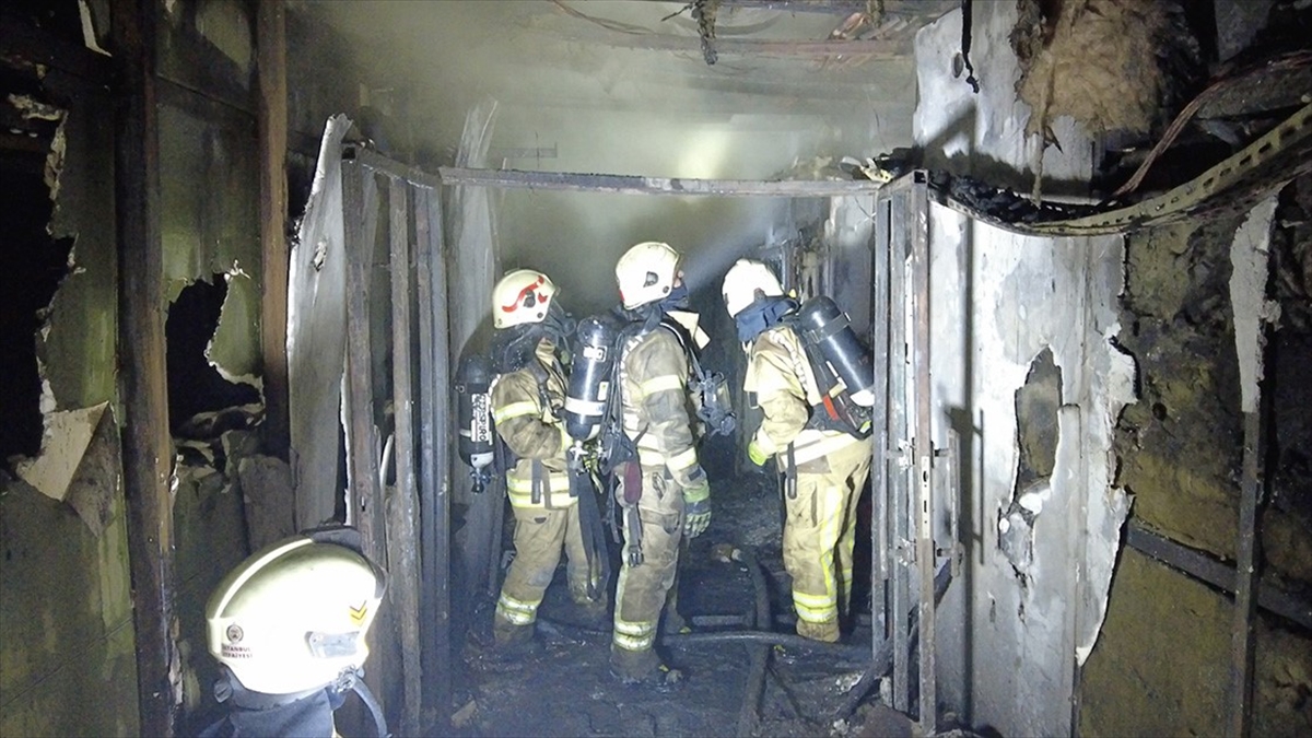 Beşiktaş'ta Yanan Gece Kulübüne İlişkin "hızlı Taramayla Bina Tespiti Raporu" Hazırlandı