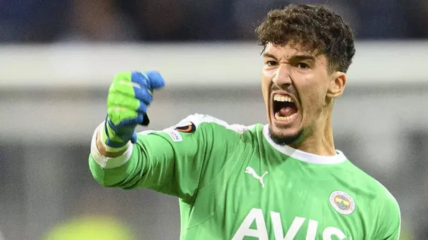 Altay Bayındır Süper Lig'e geri dönüyor