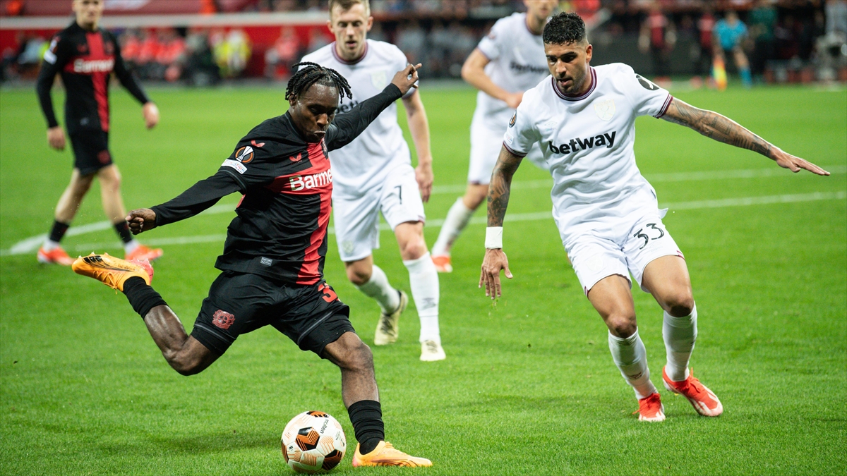 Uefa Avrupa Ligi'nde Yarı Finalistler Belli Oluyor