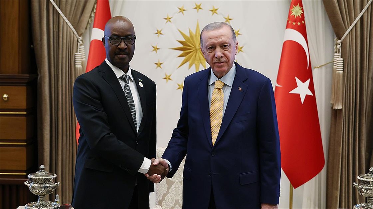 Cumhurbaşkanı Erdoğan, Ruanda Ve Nikaragua Büyükelçilerini Kabul Etti