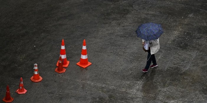 Ankara'da Sağanak Ve Kuvvetli Fırtına Etkili Oluyor