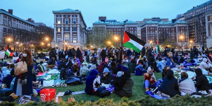 Abd'de Columbia Üniversitesi'nde Gazze İçin Eylem Yapan Öğrenciler Kampüste Sabahladı