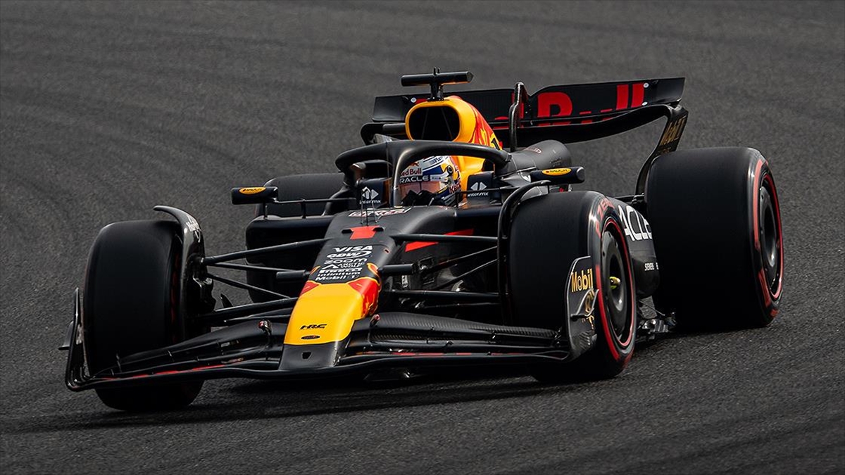 F1 Çin Grand Prix'sini Verstappen Kazandı