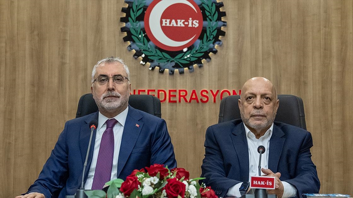Bakan Işıkhan: Tüm Belediyelere Sesleniyorum, İşçilerimizin Ve Memurlarımızın Haklarının Yakın Takipçisi Olacağız