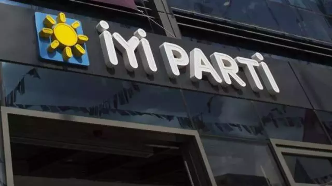 İYİ Parti Ankara İl Başkanı istifa etti