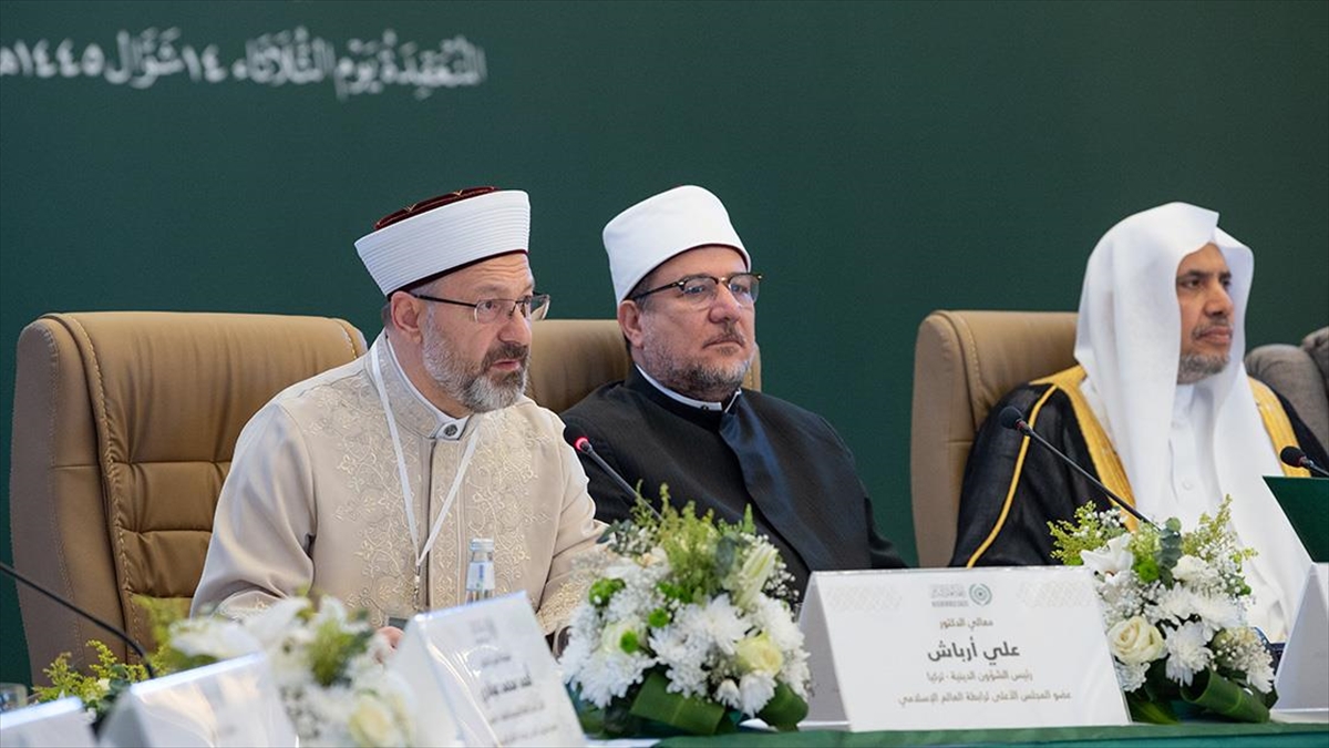 Diyanet İşleri Başkanı Erbaş: Müslüman Devletler Mazlumların Sorunlarını Çözmek İçin Daha Fazla Çaba Göstermeli