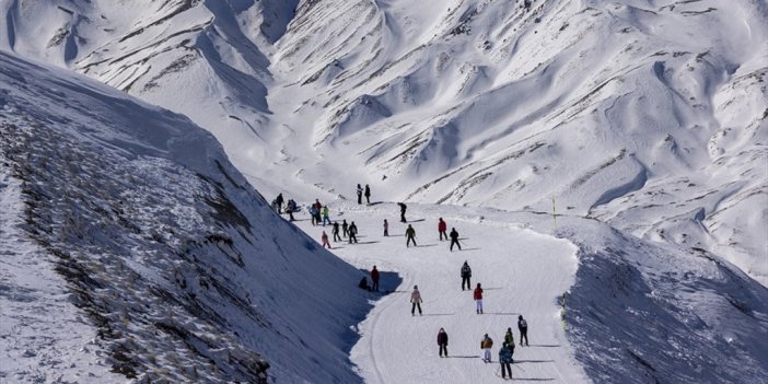 Palandöken, Tarihinin En Yoğun Kayak Sezonunu Geçirdi