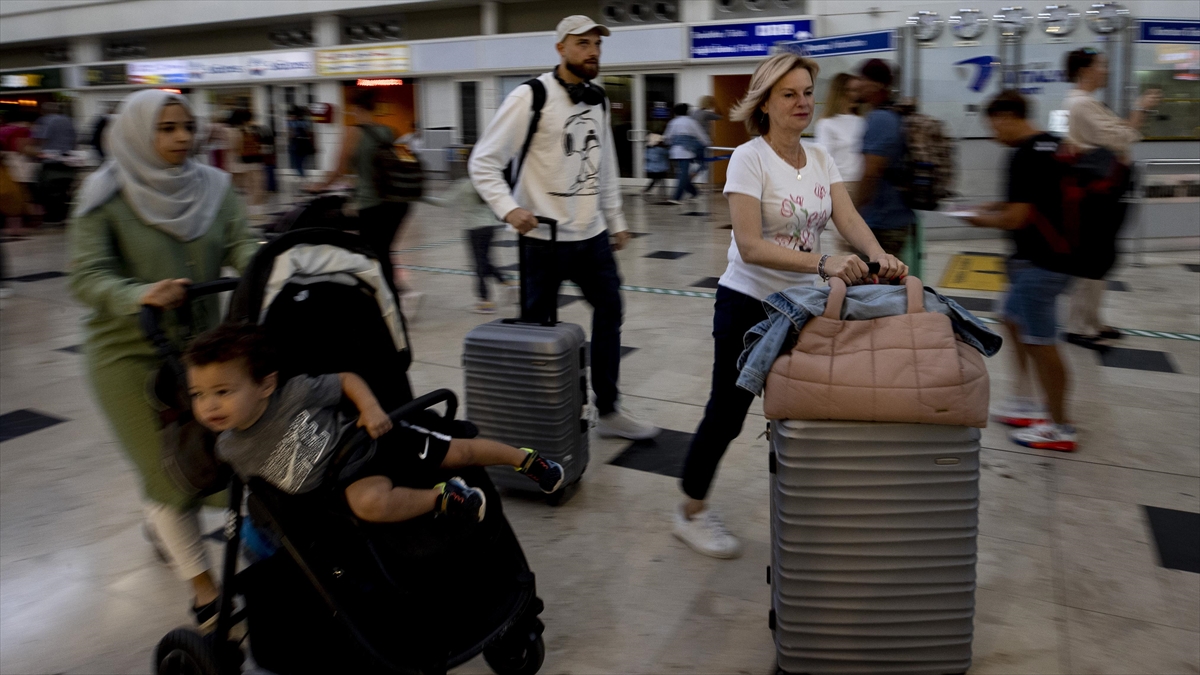 Tav Havalimanları İlk Çeyrekte 17,1 Milyon Yolcuya Hizmet Verdi