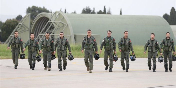 Türkiye'nin İlk Ana Jet Üssü Vatan Savunması İçin Donanımlı Pilotlar Yetiştiriyor