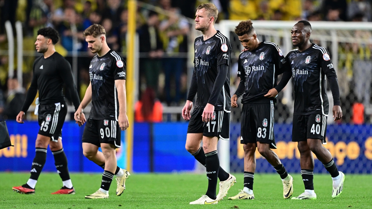 Beşiktaş Bu Sezon Derbilerde Puan Alamadı