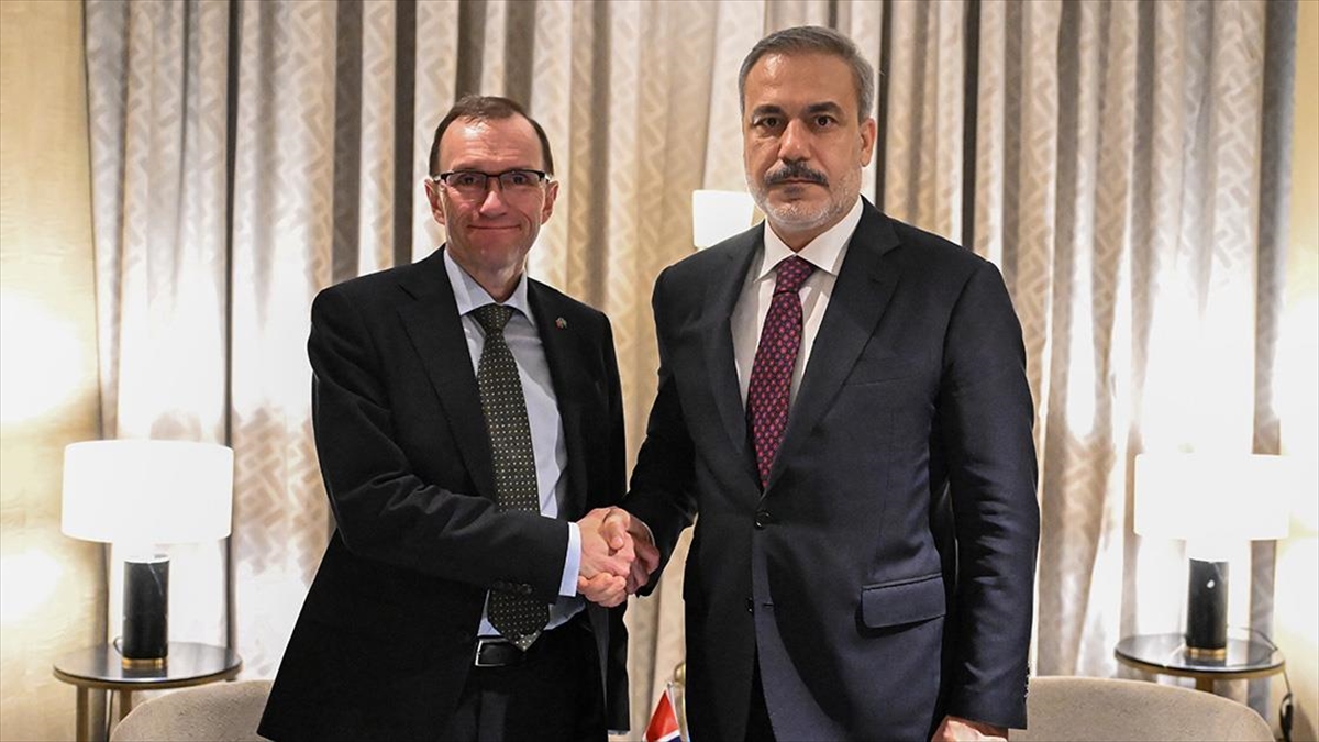Dışişleri Bakanı Fidan, Norveçli Mevkidaşı Eide İle Görüştü