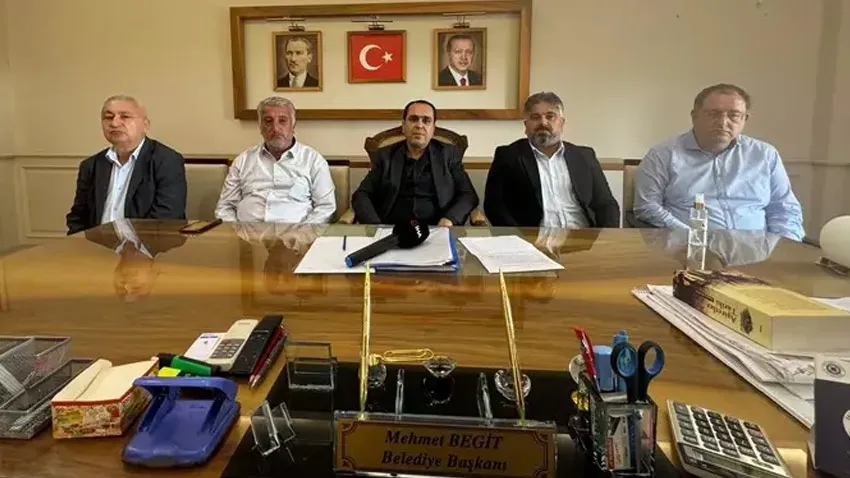 DEM Partili belediye başkanı istifa etti!