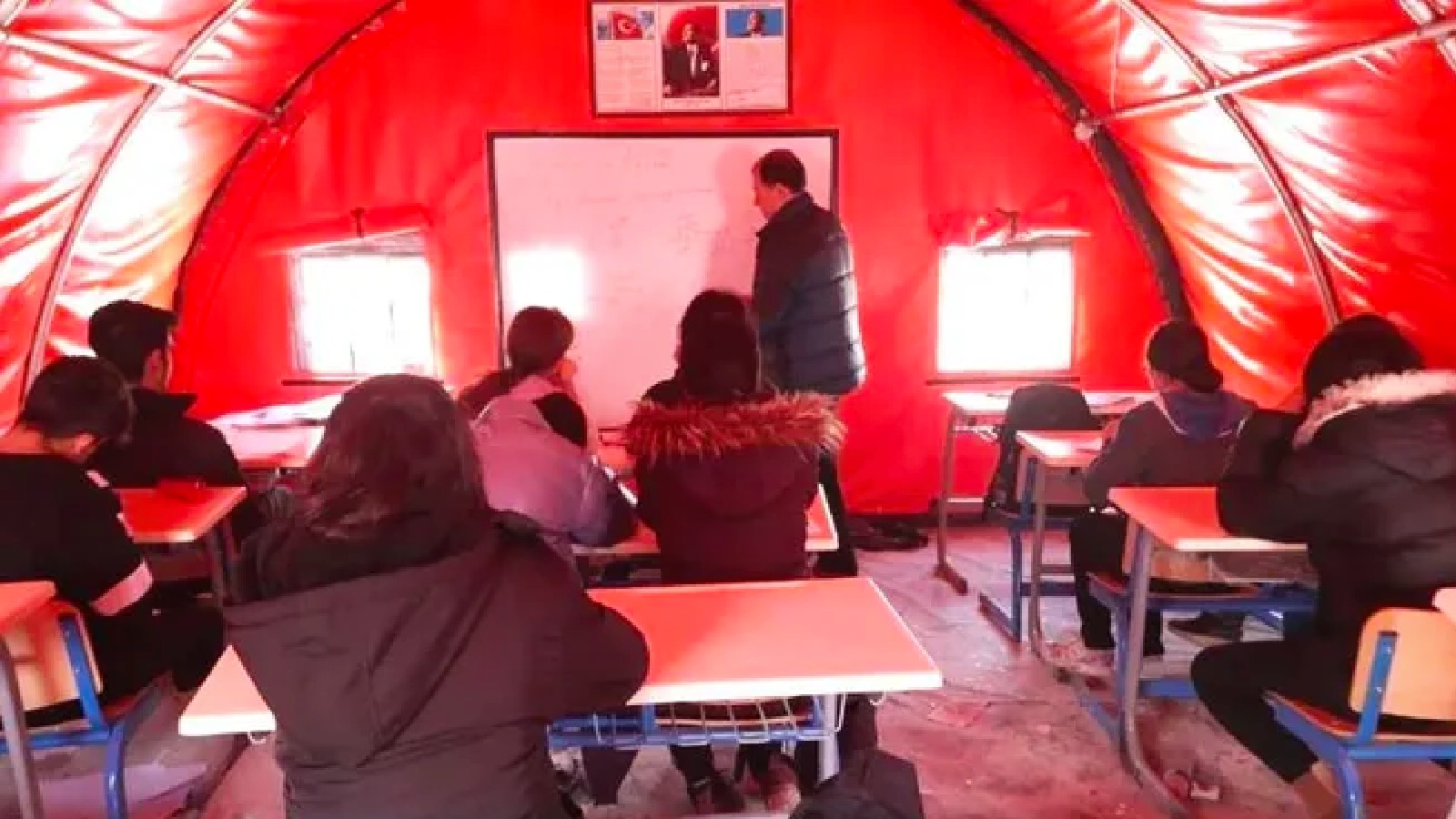 MEB'den deprem bölgesindeki öğretmenler için karar