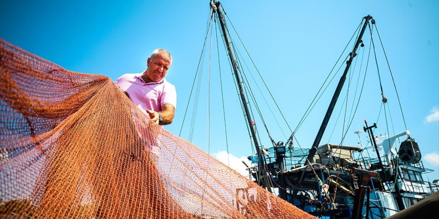 Balıkçılar 'Vira Bismillah' İçin Gün Sayıyor