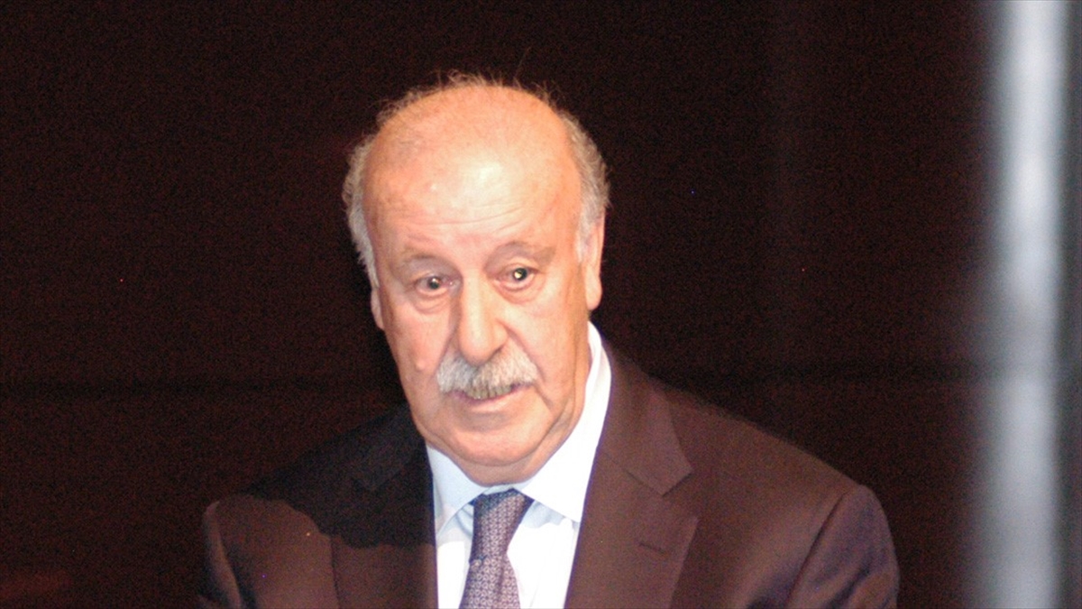 Eski Teknik Direktör Del Bosque, İspanya Futbol Federasyonunu Denetlemek İçin Atandı
