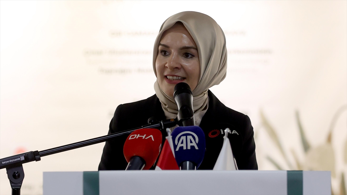 Bakan Göktaş: Türkiye’ye güç veren kadınlara destek olmayı sürdürüyoruz