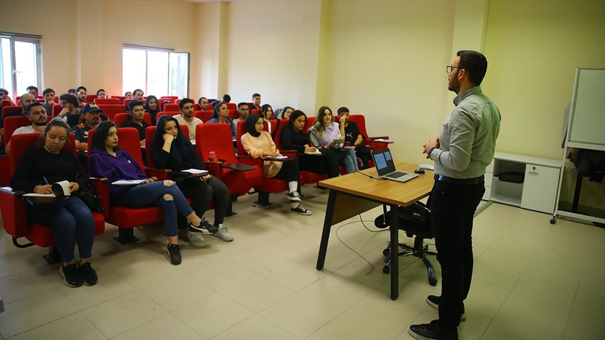 Gençler Oran'ın 320 Bin Avro Destekli Projesi İle Havacılık Sektörüne Hazırlanıyor