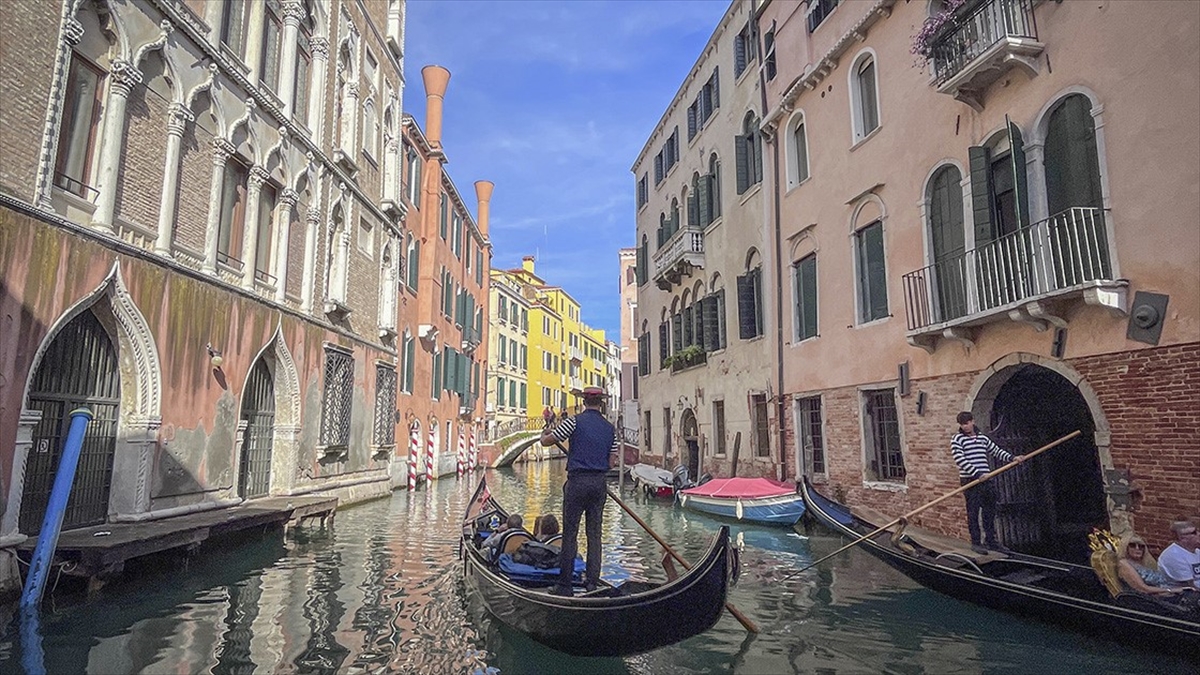 Venedik, Günübirlik Ziyaretçilerden Aldığı Giriş Ücretinden 700 Bin Avrodan Fazla Gelir Elde Etti