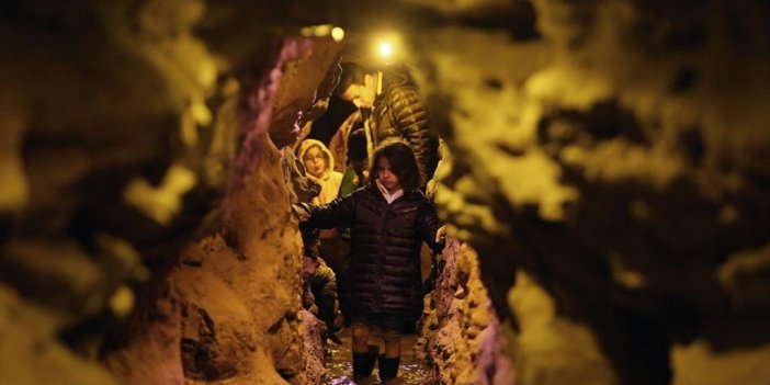 İran'da Asırlarca Bölgeye Su Taşıyan Yer Altı Kanalları Artık Turizme Hizmet Ediyor