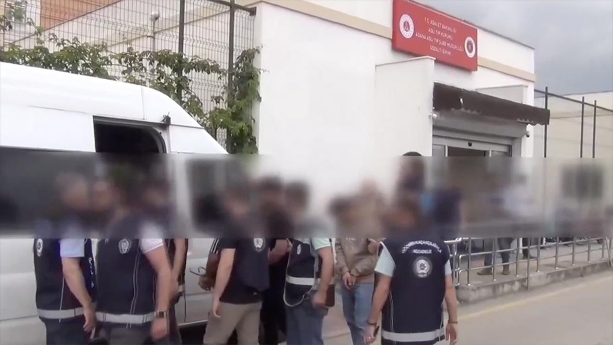 "kalkan-21" Operasyonunda 12 Göçmen Kaçakçılığı Organizatörü Tutuklandı